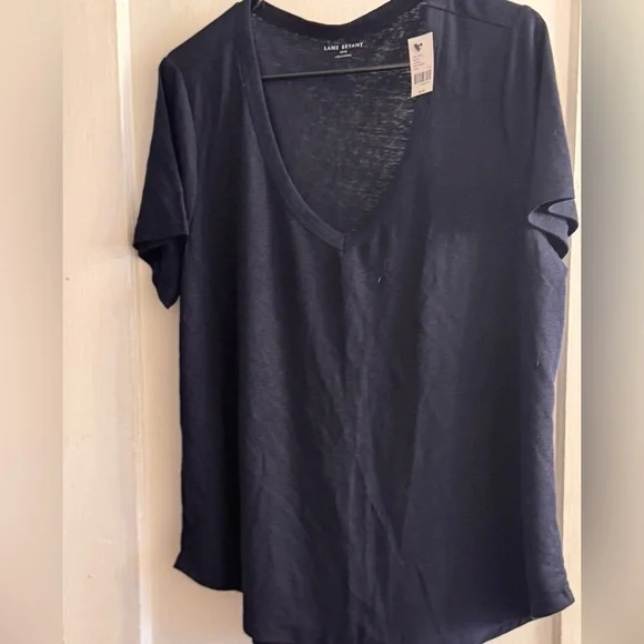 Classic Lane Bryant Navy blue V-Neck Women's Top - Picture 3 of 3